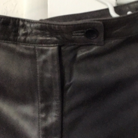 Byblos Fine Italian buttery leather two piece set. Jacket and pants. - Picture 8 of 9